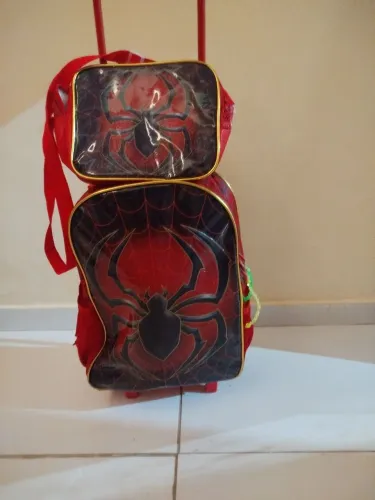 Mochila escolar infantil