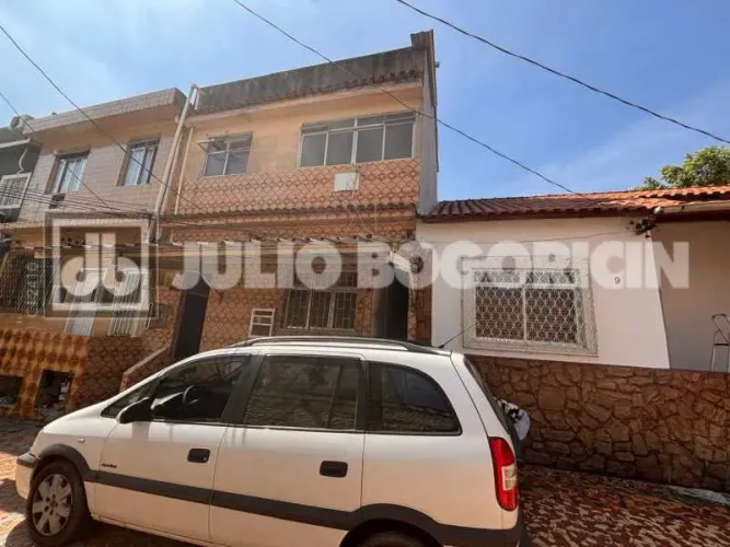 Duas casas a venda- Em vila - Rua Venceslau - R$ 330,000 mil - Com vaga