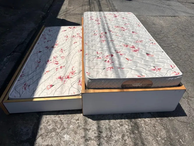 Bi cama com colchão