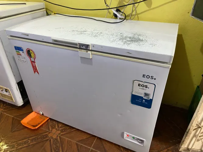 Freezer Horizontal EOS EcoGelo 192L - Dupla Ação (Geladeira e Freezer)