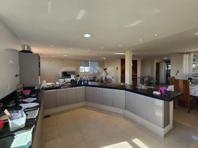 Cobertura 2 pavimentos à venda no bairro São José, 4 quartos sendo 2 suítes e ár