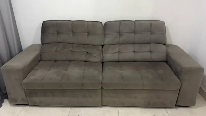 Vendo sofá 4 lugares retrátil
