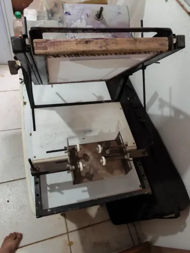 MÁQUINA SERIGRAFIA EM COPOS 