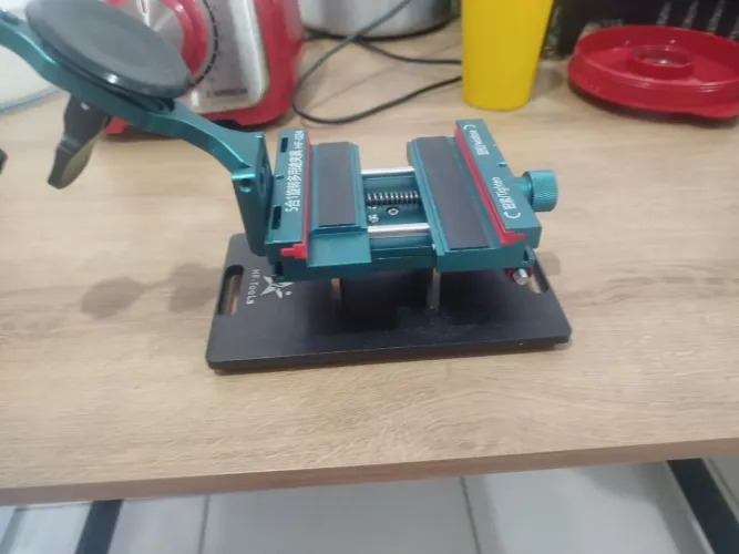 Separadora de tela de celular 