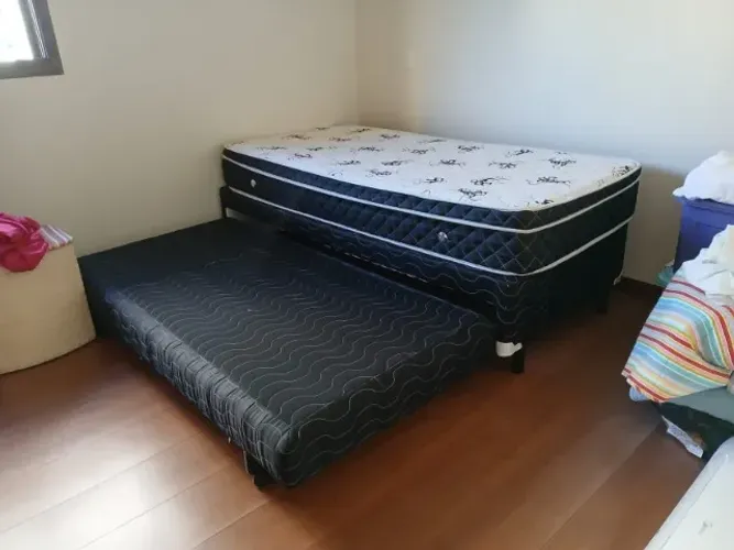 Cama box com cama auxiliar solteiro/Bicama