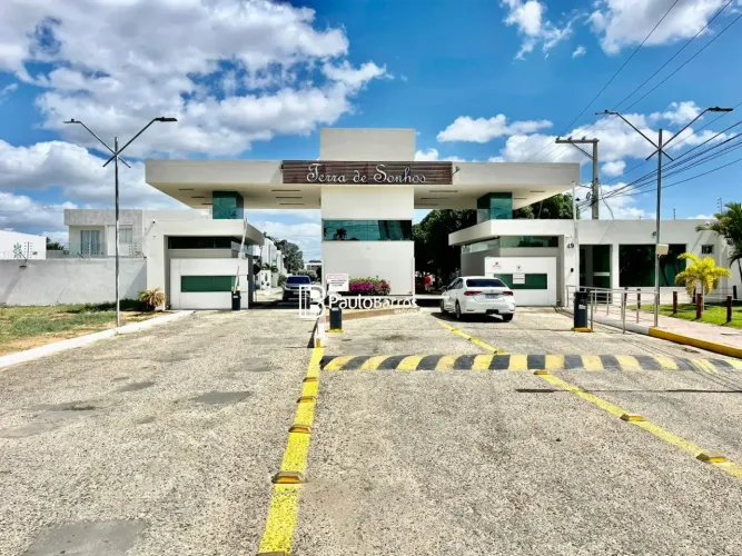 Imóvel para venda possui 293 metros quadrados em Country Club - Juazeiro - BA