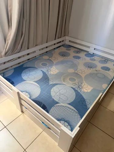 Cama infantil Montessoriana + colchão casal D20