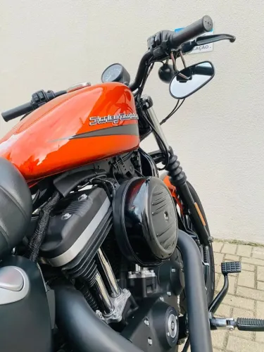 Harley-Davidson Sportster XL Iron 883 - 2020