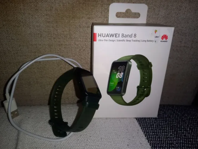 HUAWEI Band 8
