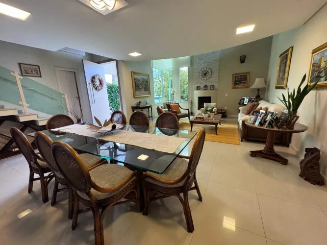 Casa em Condomínio à venda, 4 quartos, 4 suítes, Corrego Grande - Florianópolis/SC