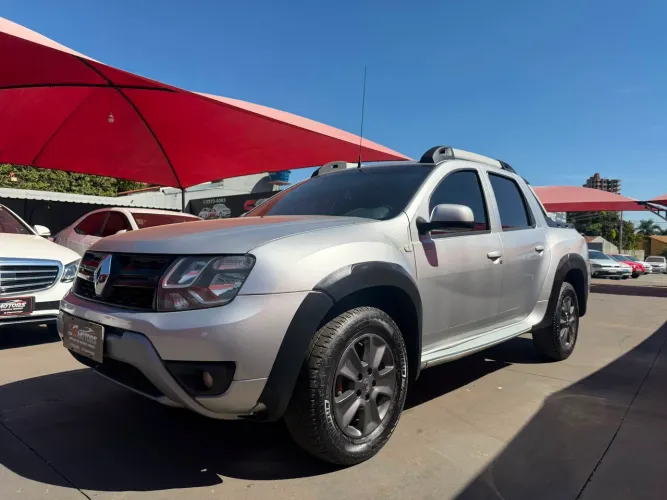 Renault Duster Oroch Dyna. 2.0 Hi-flex 16V Aut. 2017