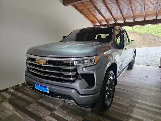 Chevrolet Silverado High Country 5.3 V8 AWD Aut. 2025