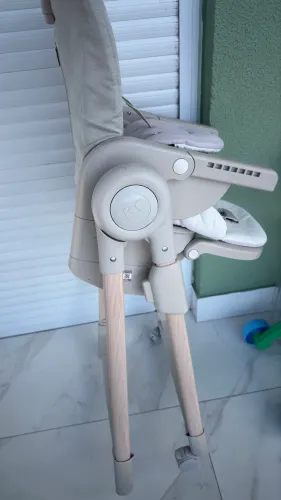 Cadeira refeição Maxi Cosi Minla 9