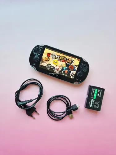 PS VITA (Psvita) OLED Preto 128GB Lotado de Jogos 