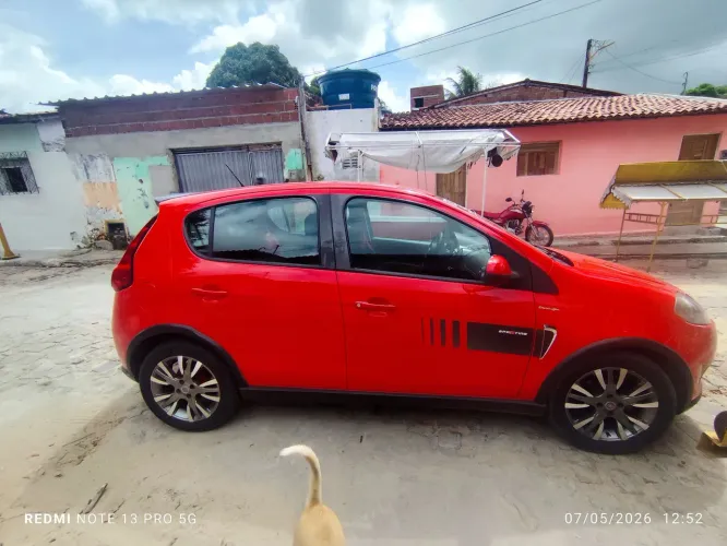 Fiat Palio Sporting Dualogic 1.6 Flex 16V 5P 2013