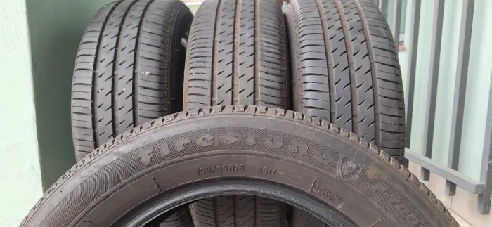 4 Pneus Firestone Aro 15 195/60 Em Bom Estado