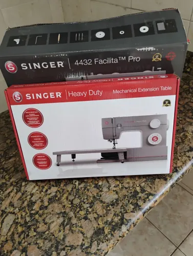SINGER FACILITA 4432 PRO (1 MÊS DE USO)