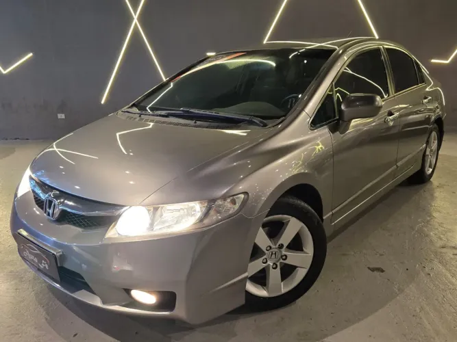 Honda Civic Sedan LXS 1.8/1.8 Flex 16V Mec. 4P 2010