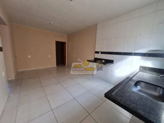 Casa com 2 dormitórios para alugar, 89 m² por R$ 1.233,82/mês - Pacaembu - Uberaba/MG