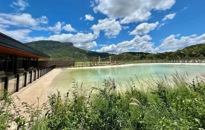 Terreno Fundo Lago no condomínio Reserva da Pedra na Pedra Branca