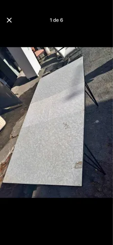Antiga mesa de fórmica extensiva em ótimo estado