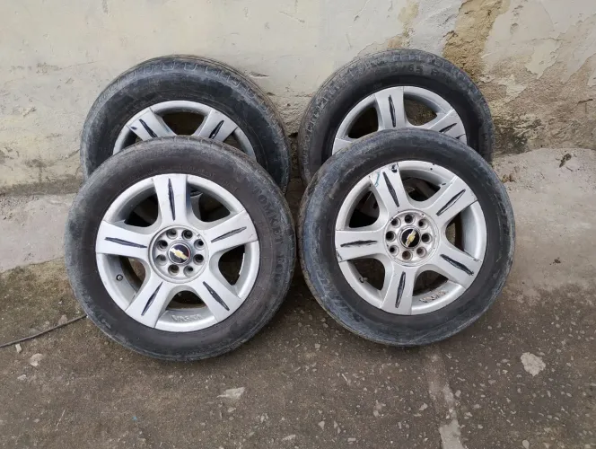 Rodas multifuros 15 x 100