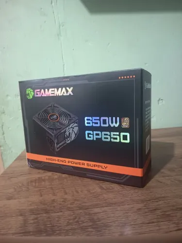 Fonte Gamemax 650W 