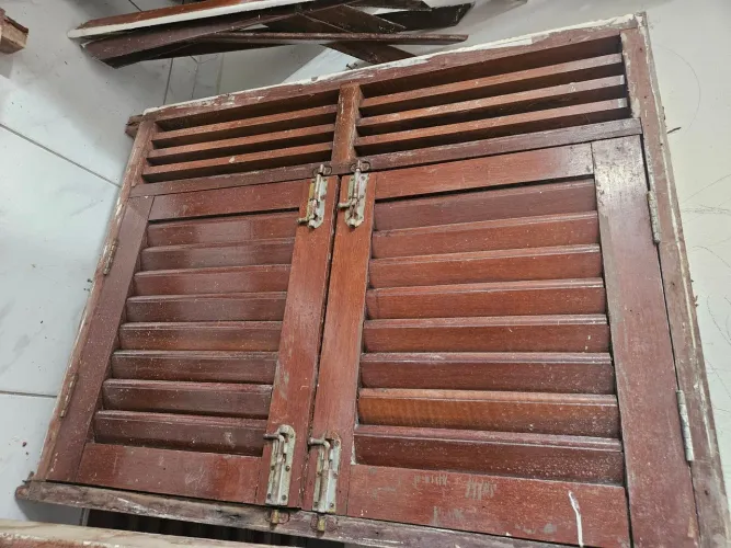 03 janelas de madeira 