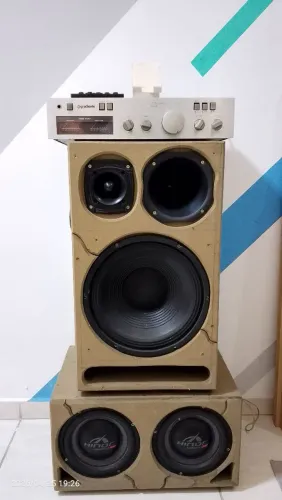 Também troco esse som no JBL potente