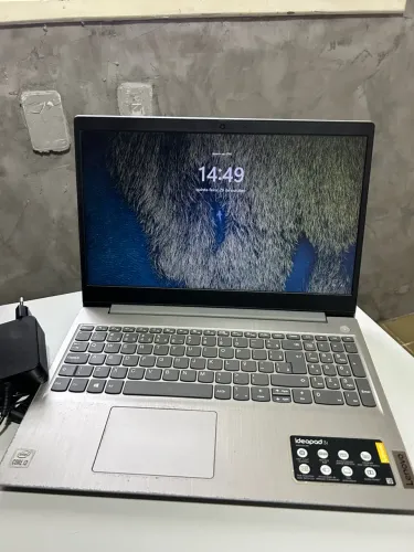 VENDO NOTEBOOK LENOVO IDEAPAD 3i - ideal para estudos e cotidiano