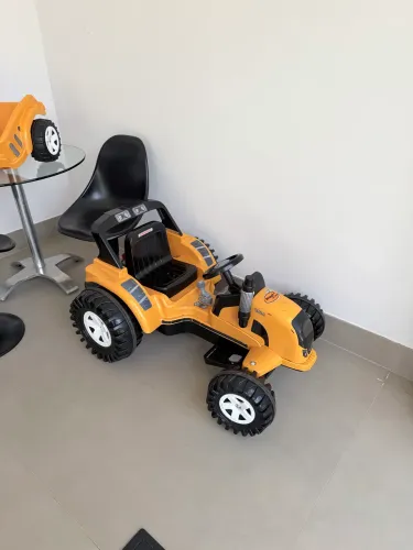 Carro Trator Elétrico Infantil c/ Reboque