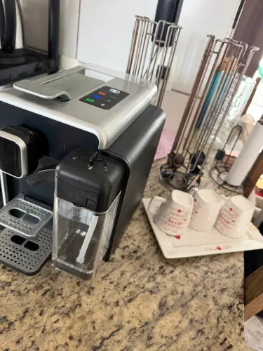 Cafeteira Expresso Tres Barista Prata 3 Corações Cor Prateado