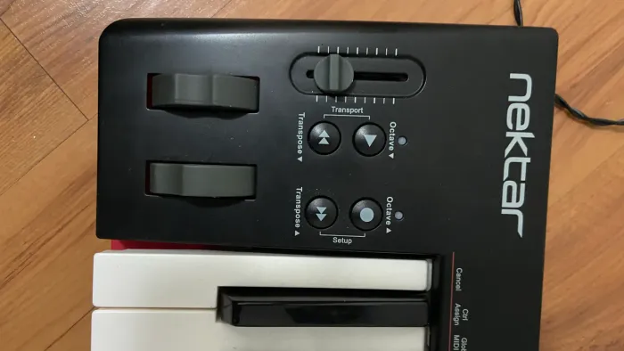 Teclado Midi SE 49 Nektar