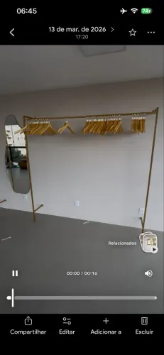 Arara de parede estilo industrial