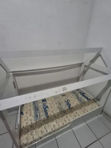 Cama montessoriana