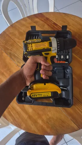 Furadeira Parafusadeira 48V com Maleta + 2 Baterias | Nova