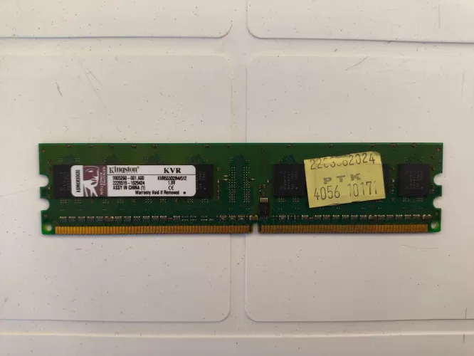 Memória RAM Kingston 512MB DDR2 533MHz Desktop - KVR533D2N4/512