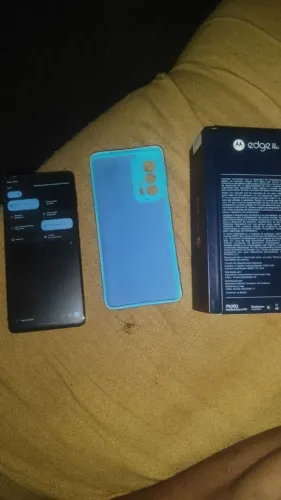Troco Motorola Edge 20 pro 12 gb e 256 de armazenamento 