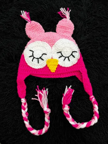 Gorro Coruja Rosa em Crochê Lã Touca Infantil