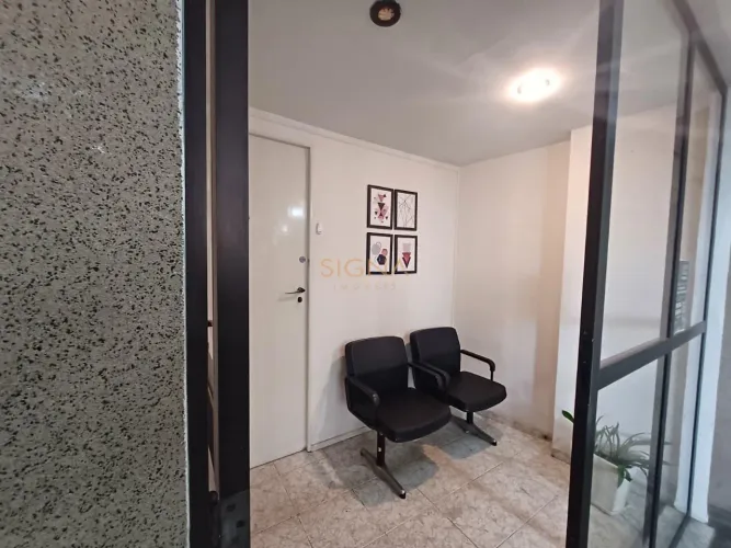 Salas Comerciais à Venda no Centro de Juiz de Fora | 138 m² | Av. Getúlio Vargas