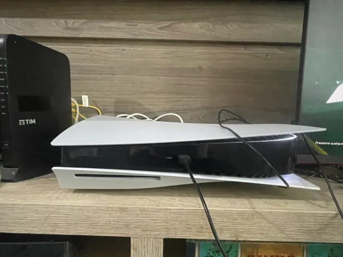 PlayStation 5 com leitor de disco.