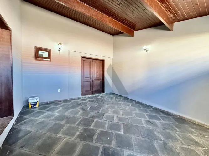 Casa com 2 dormitórios à venda, 192 m² por R$ 380.000 - Vila La Brunetti - Itapetininga/SP