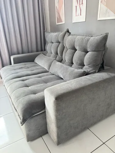 Sofá novo medindo 2.20