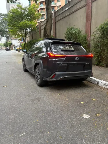 Lexus UX-250H F-sport 2.0 16V Aut.(hybrid) 2019