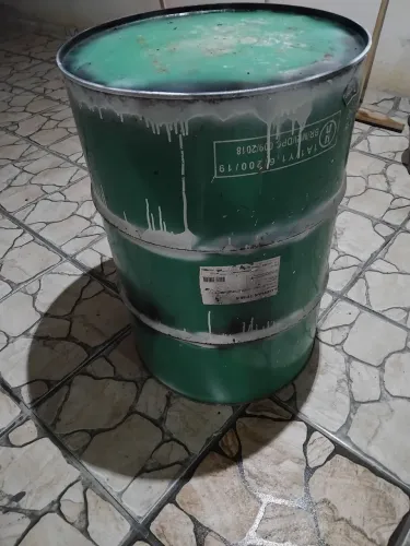Tonel 200 litros