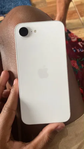iPhone 16 é