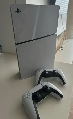 PS5 slim (TROCO EM XBOX SERIES X)
