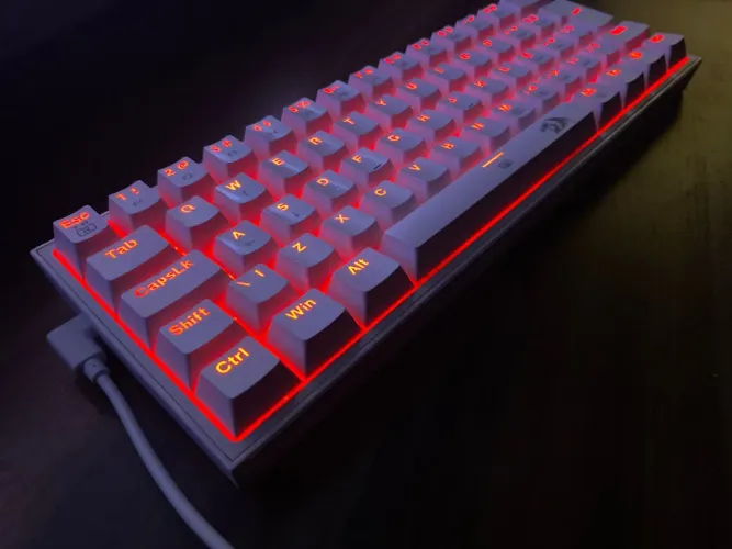 Teclado redragon fizz 60% mecânico hotswap