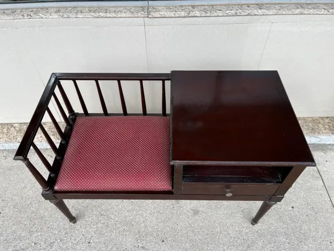 Mesa de telefone vintage