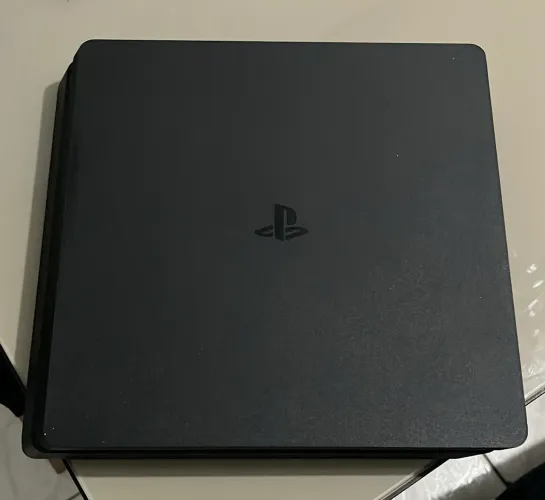 PS4 EM PERFEITO ESTADO!!!